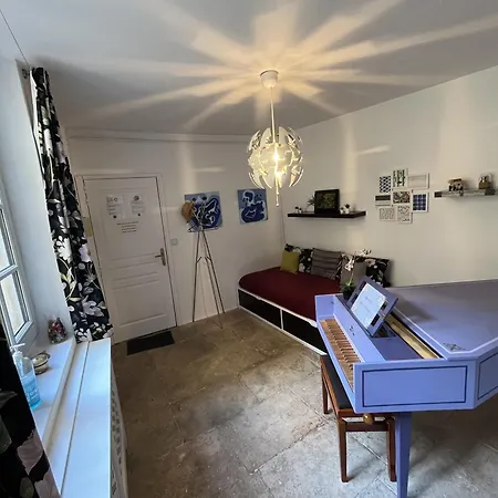 Pianist Ac, Center * Montpellier